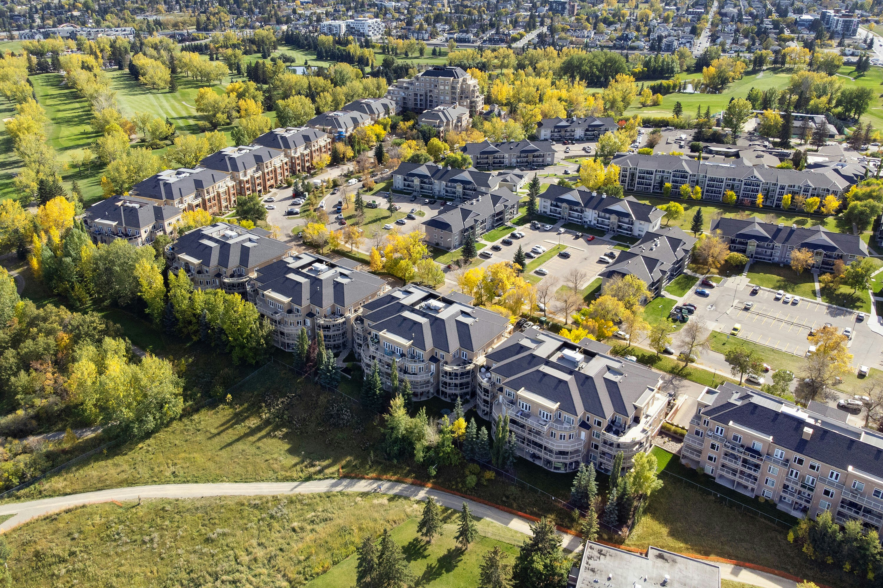 405-6 Hemlock Crescent SW, Calgary, AB, T3C 2Z1