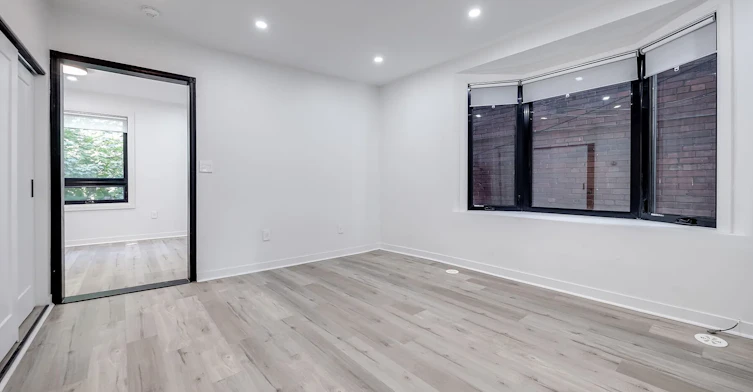 Main-120 Glenlake Avenue, Toronto, ON, M6P 1E5 - 6