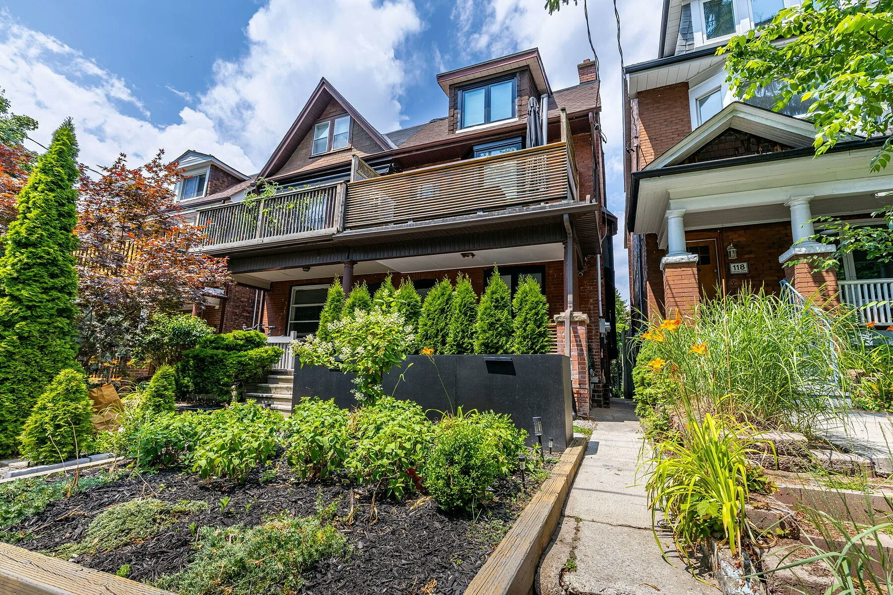 Main-120 Glenlake Avenue, Toronto, ON, M6P 1E5