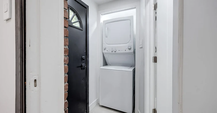 Main-120 Glenlake Avenue, Toronto, ON, M6P 1E5 - 12