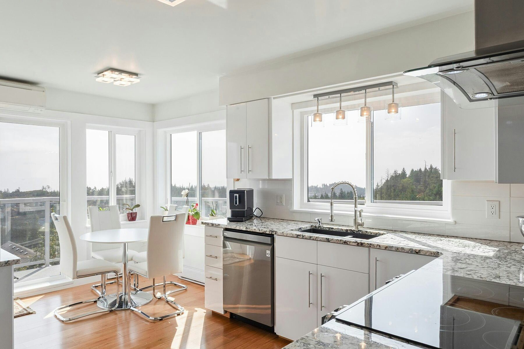 3445 Karger Terrace, Colwood, BC, V9C 3K4 - 2