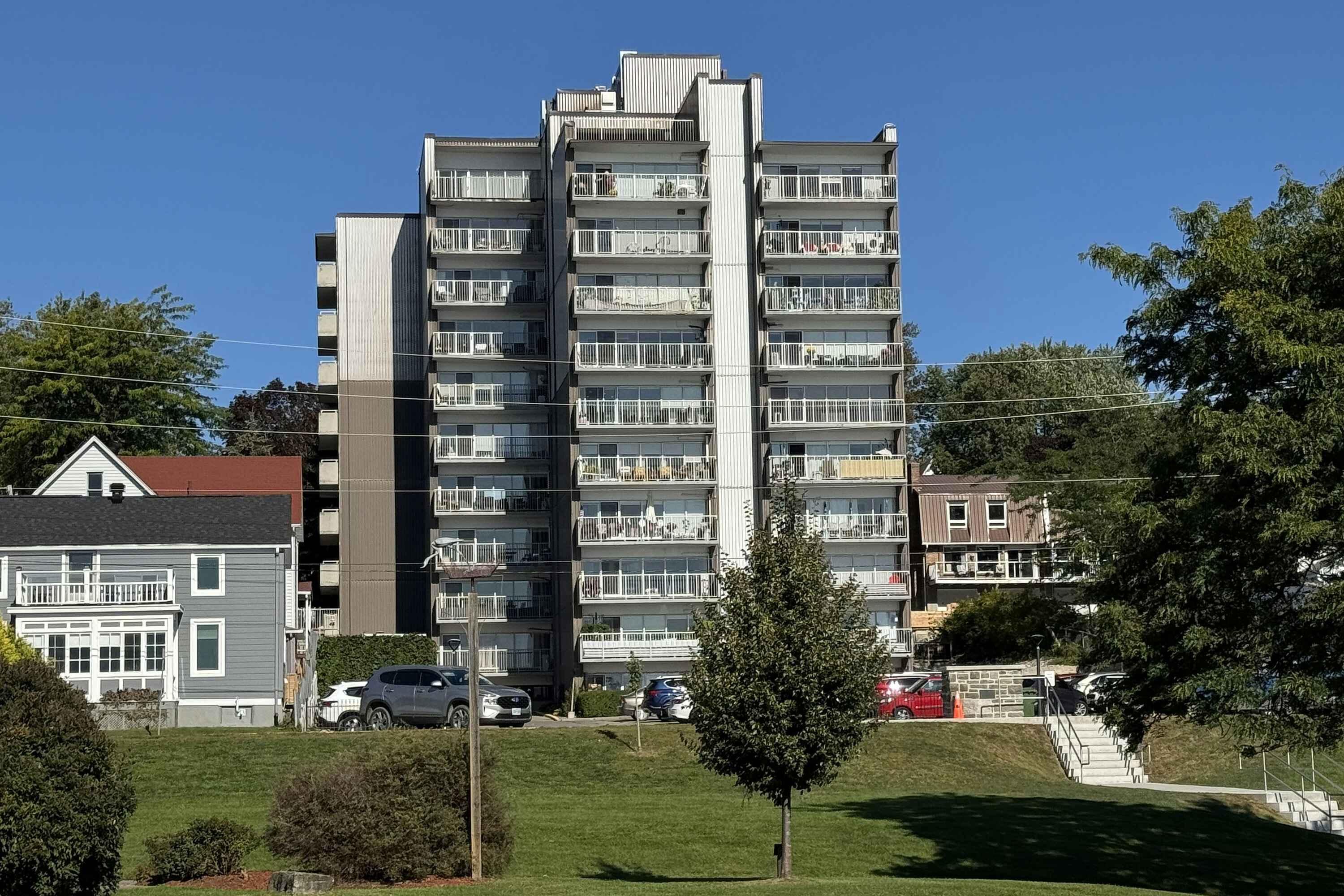601-109 King Street E, Brockville, ON, K6V 1B8