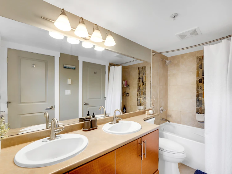 102-1174 Wingtip Place, Squamish, BC, V8B 0N4 - 9