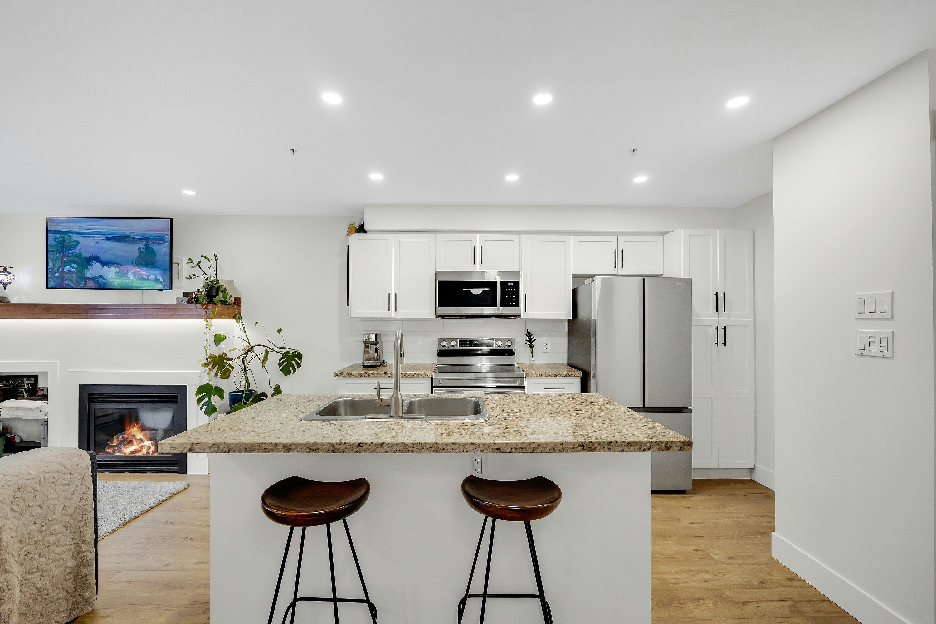 102-1174 Wingtip Place, Squamish, BC, V8B 0N4 - 2