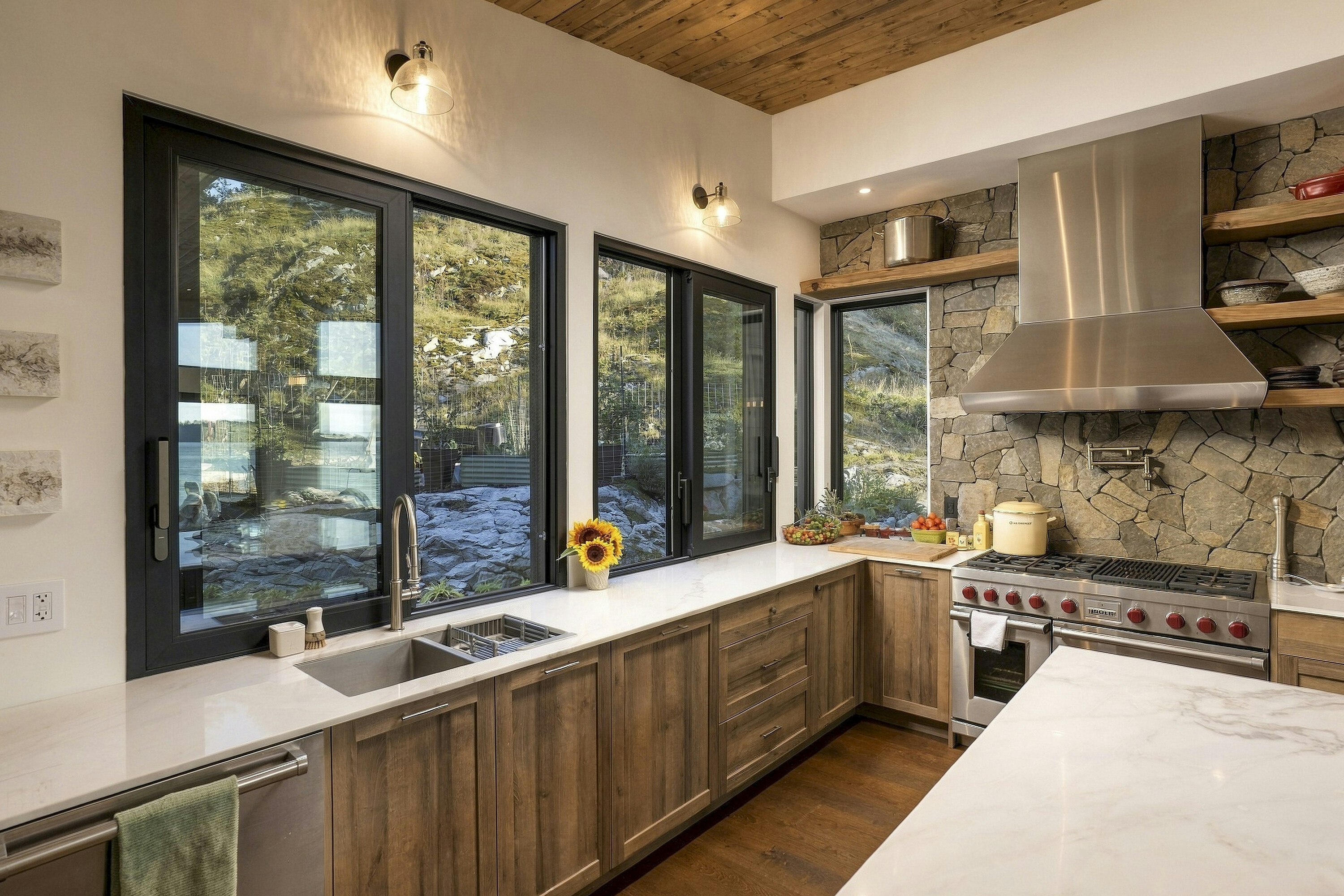 1724 Bowen Bay Road, Bowen Island, BC, V0N 1G2 - 9
