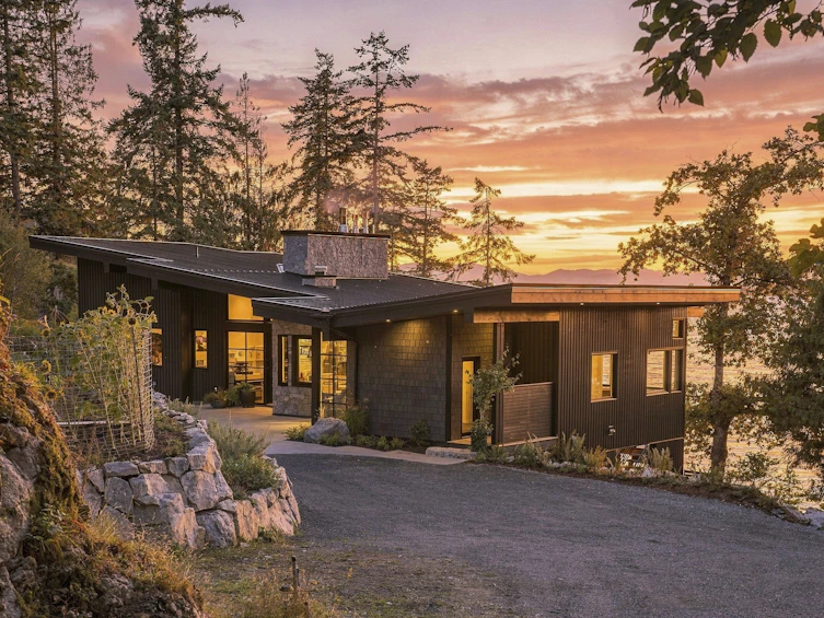 1724 Bowen Bay Road, Bowen Island, BC, V0N 1G2 - 2