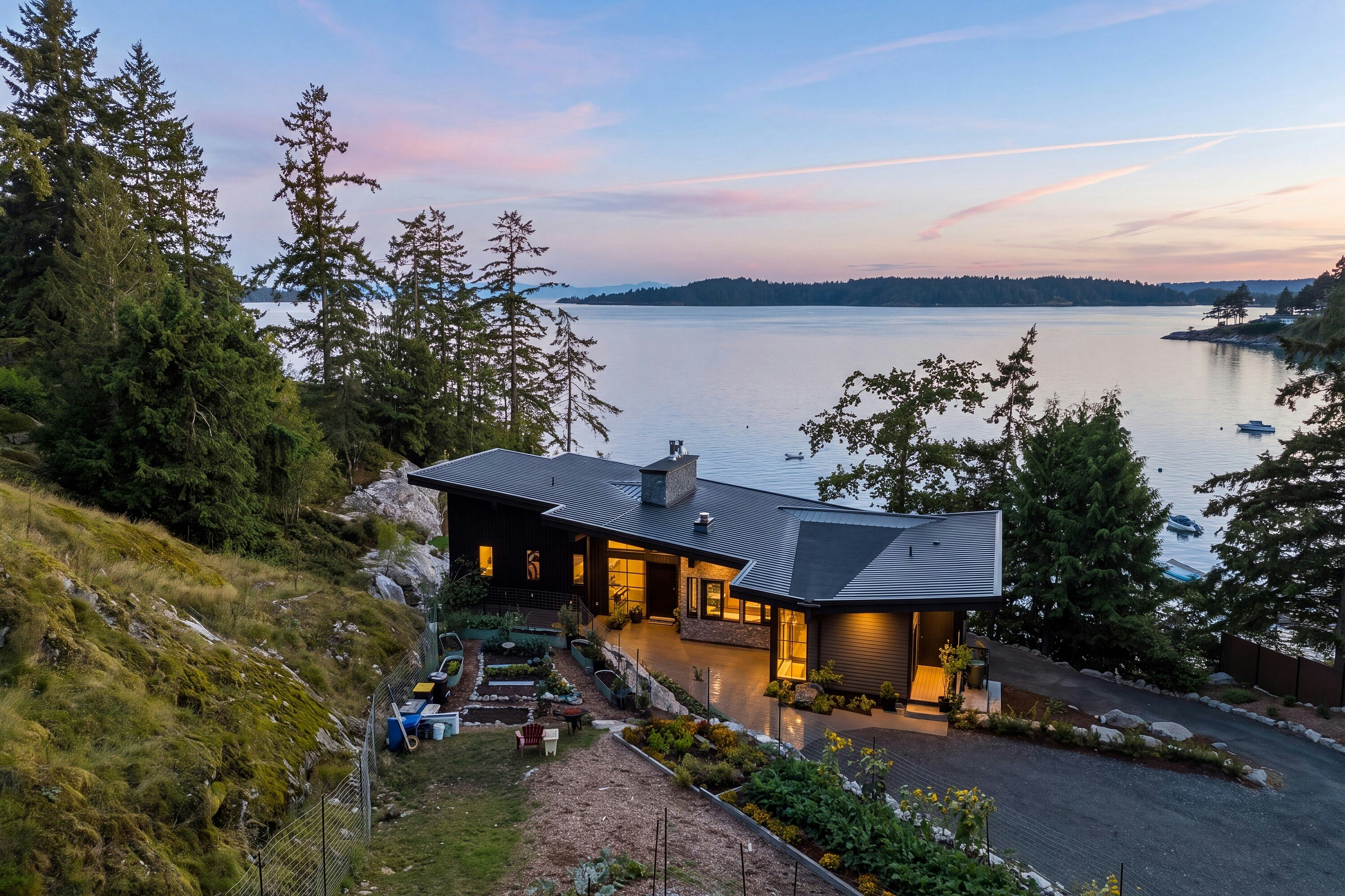 1724 Bowen Bay Road - 2