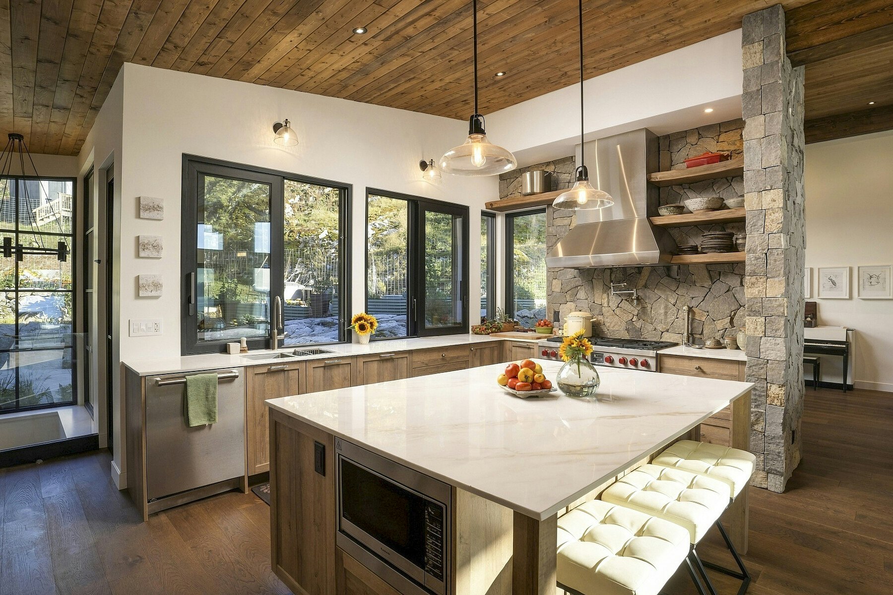 1724 Bowen Bay Road, Bowen Island, BC, V0N 1G2 - 73