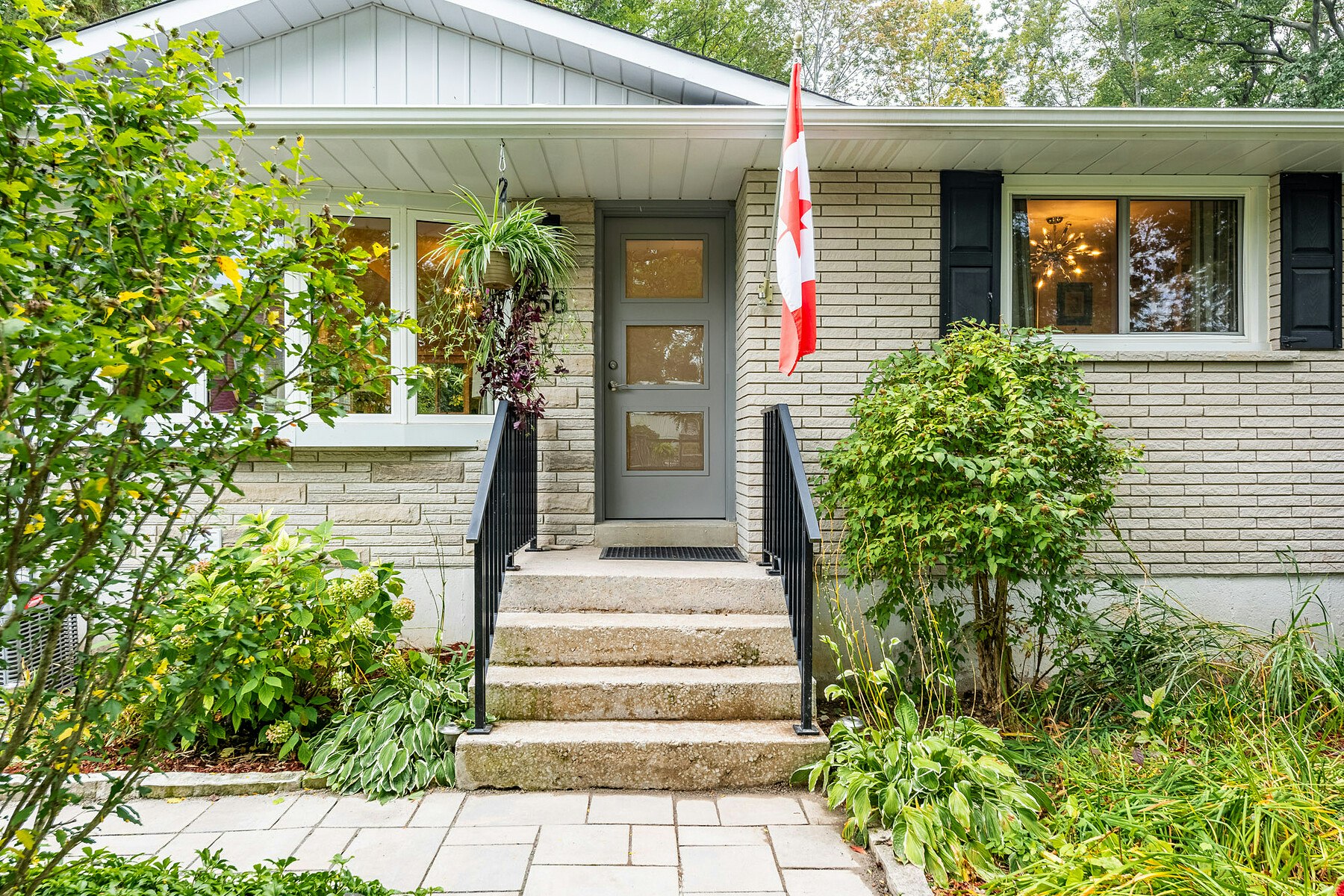 56 Shakespeare Avenue, Niagara-on-the-Lake, ON, L0S 1J0