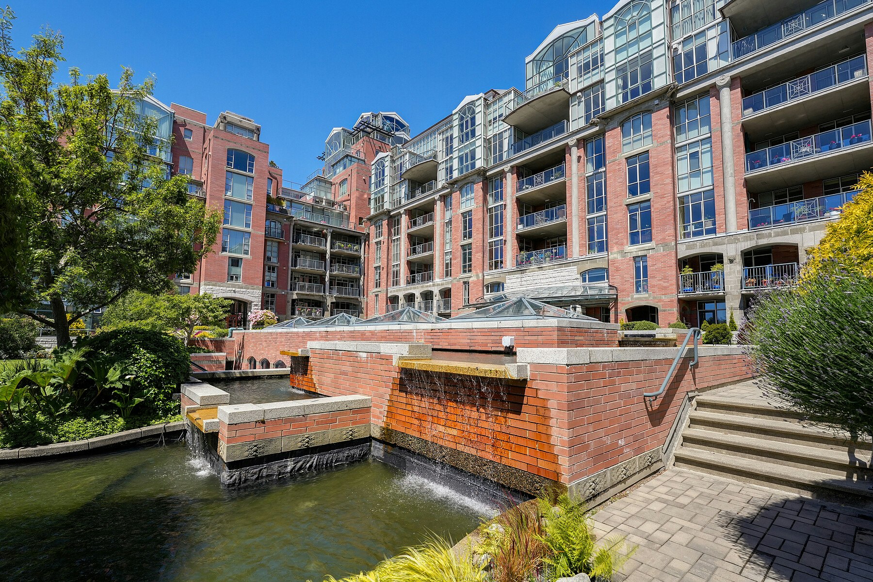 924-21 Dallas Road, Victoria, BC, V8V 4Z9 - 42