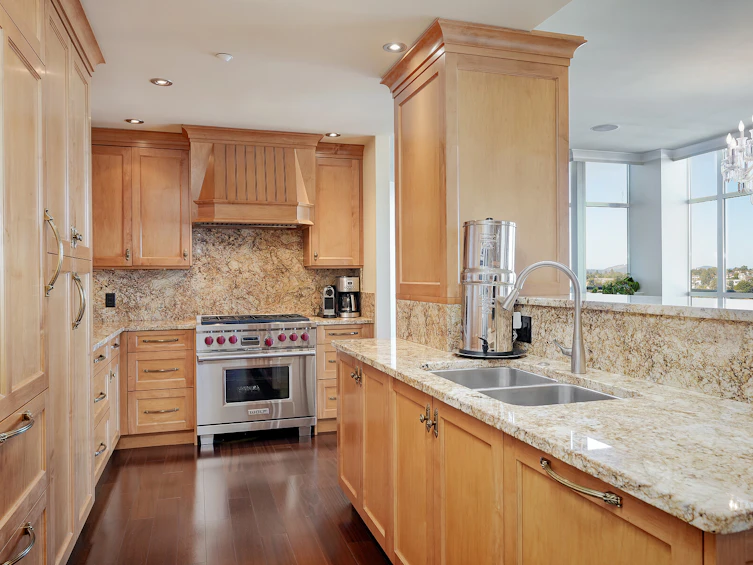 924-21 Dallas Road, Victoria, BC, V8V 4Z9 - 12