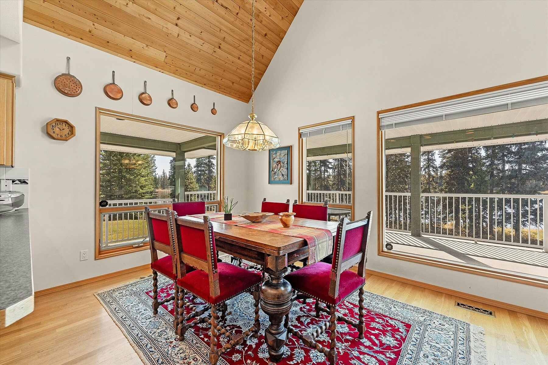 6782 Edmunds Lake Road, 100 Mile House, BC, V0K 2E2 - 11