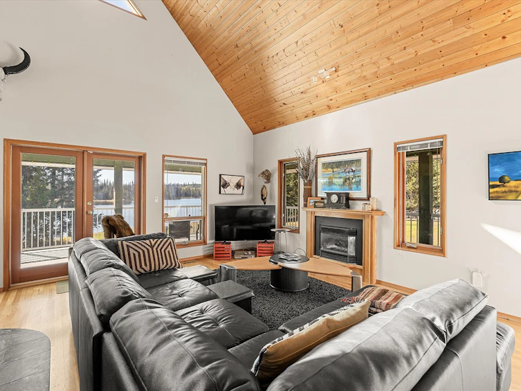 6782 Edmunds Lake Road, 100 Mile House, BC, V0K 2E2 - 13