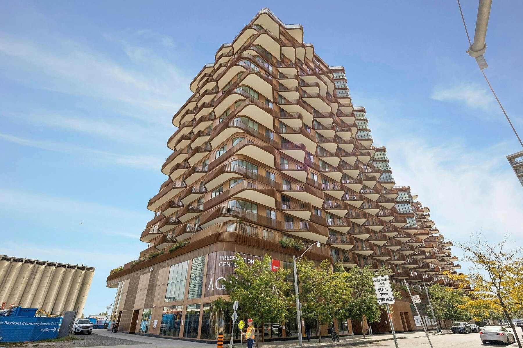 323-155 Merchants' Wharf, Toronto, ON, M5A 0Y4 - 3
