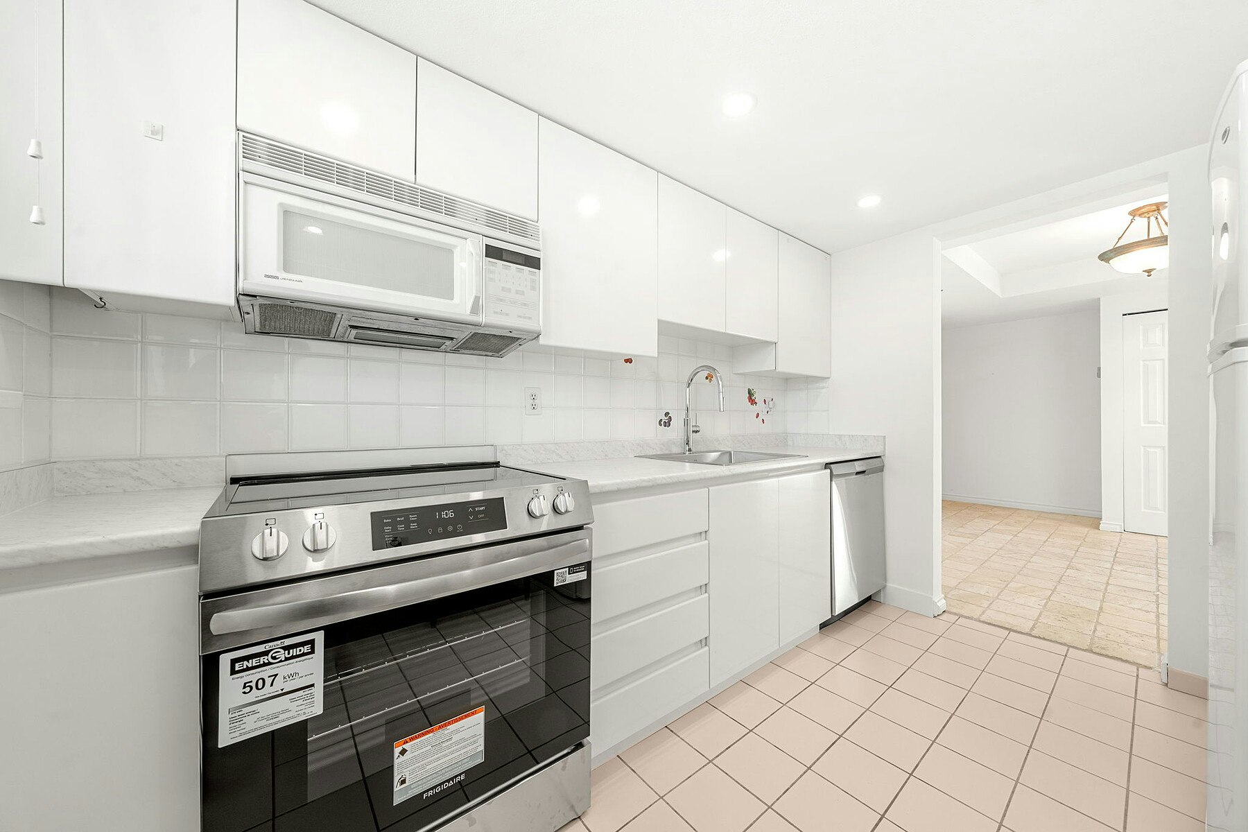 703-2201 Pine Street, Vancouver, BC, V6J 5E7 - 7