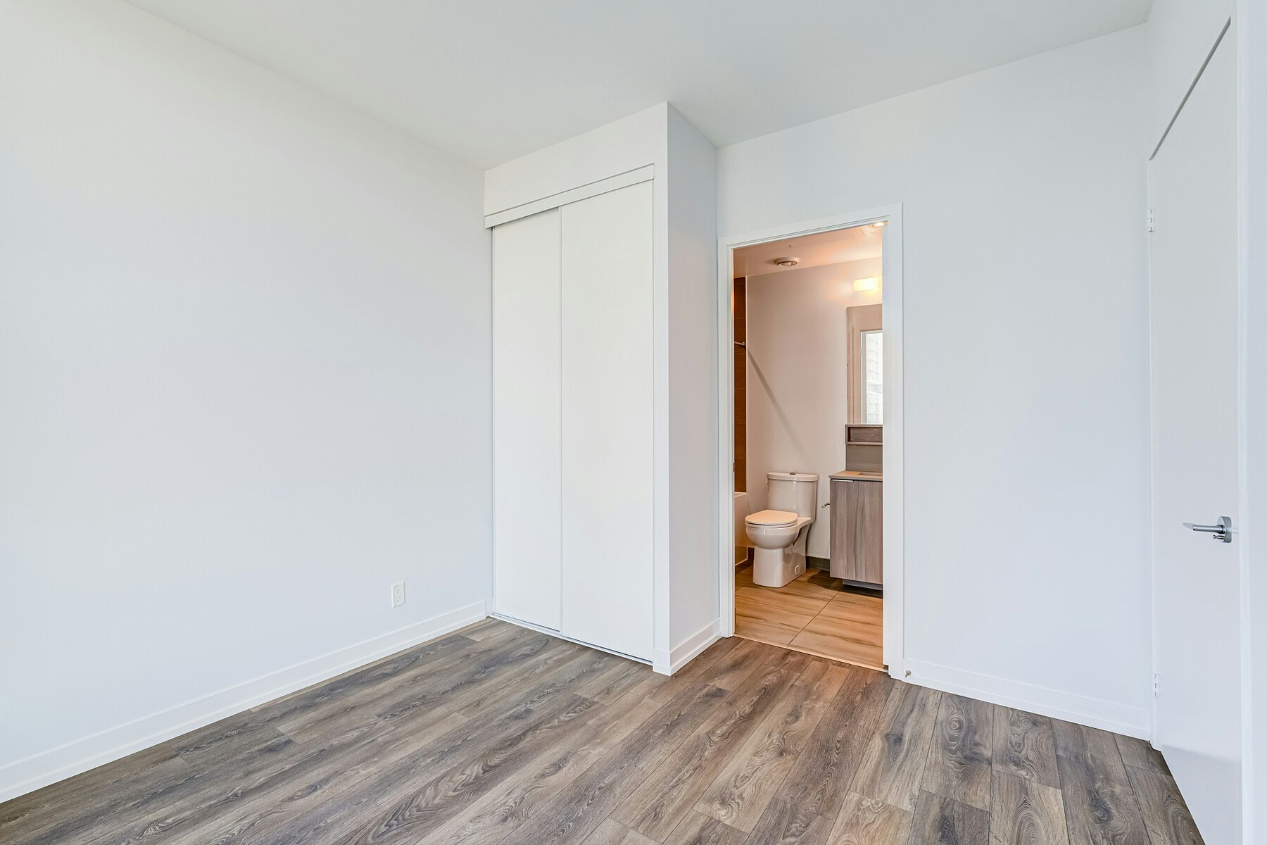 4505-950 Portage Pkwy, Vaughan, ON, L4E 0J7 - 7