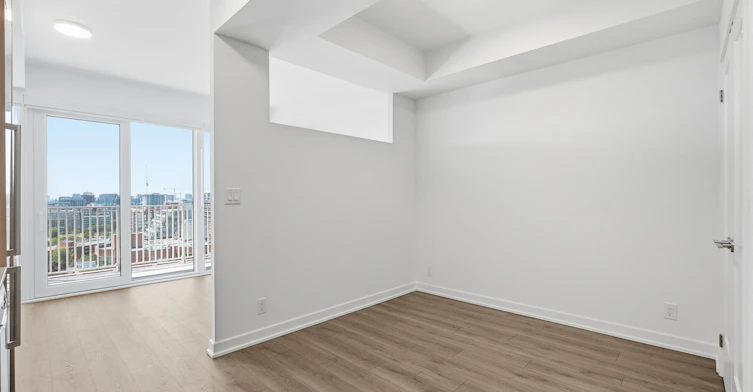 612-88 Bathurst Street, Toronto, ON, M5V 0W8 - 5