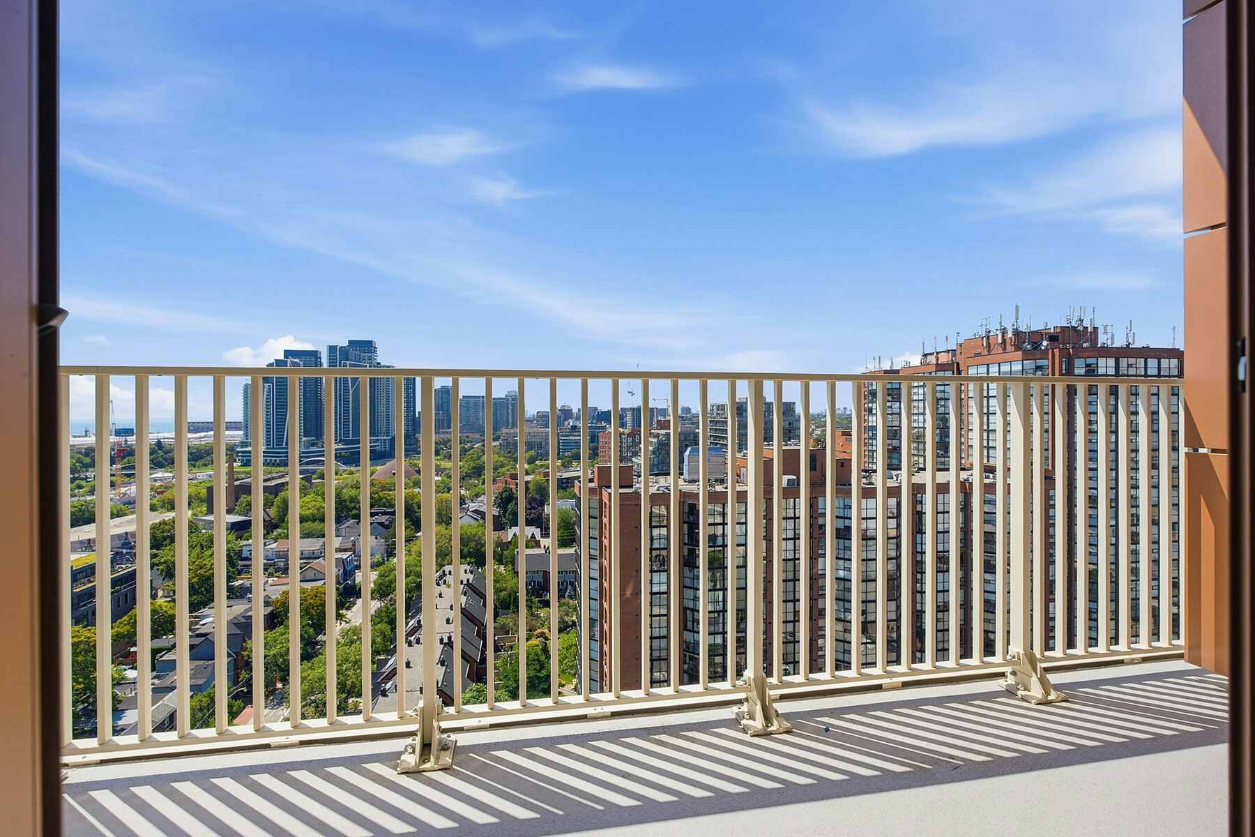 612-88 Bathurst Street, Toronto, ON, M5V 0W8 - 19