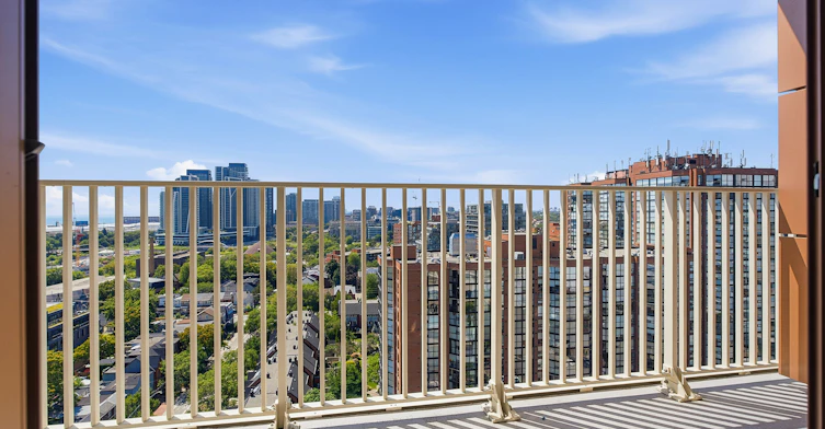 612-88 Bathurst Street, Toronto, ON, M5V 0W8 - 19