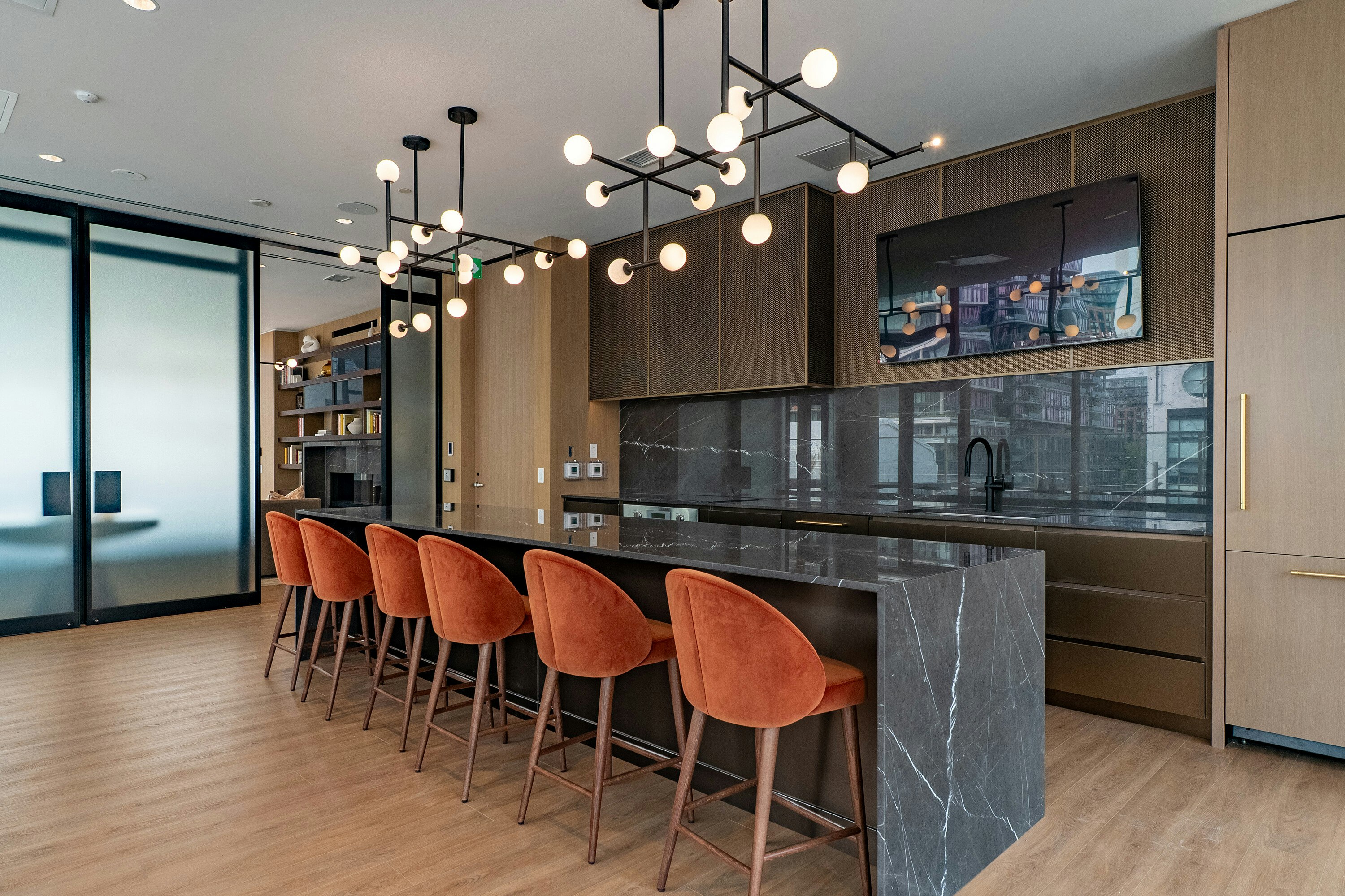 612-88 Bathurst Street, Toronto, ON, M5V 0W8 - 42