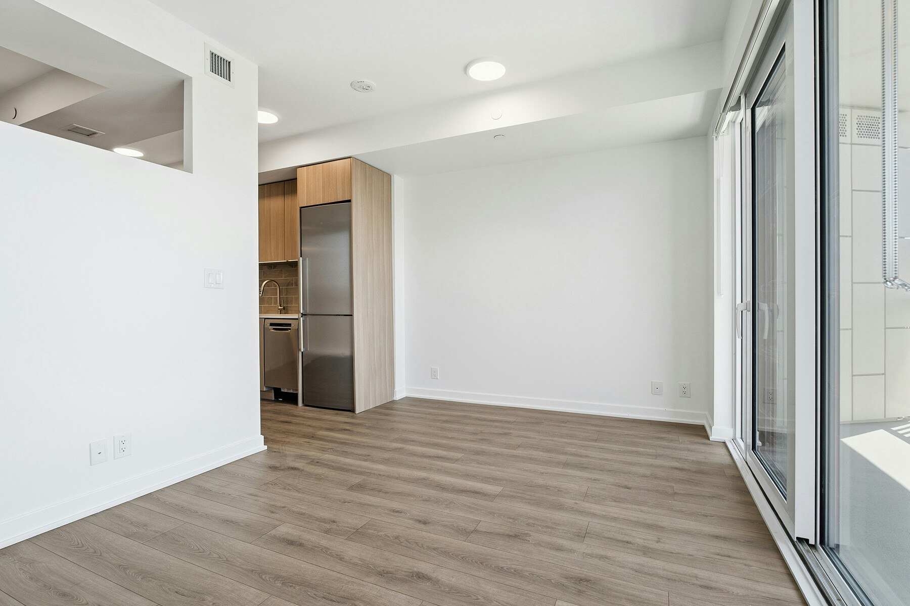 612-88 Bathurst Street, Toronto, ON, M5V 0W8 - 13