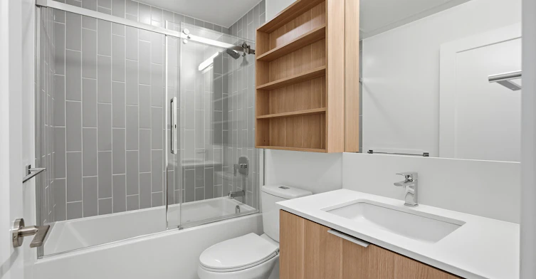 612-88 Bathurst Street, Toronto, ON, M5V 0W8 - 17