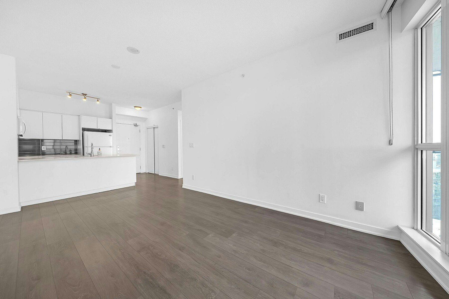 1616-150 Liberty Street East, Toronto, ON, M6K 3R5 - 8