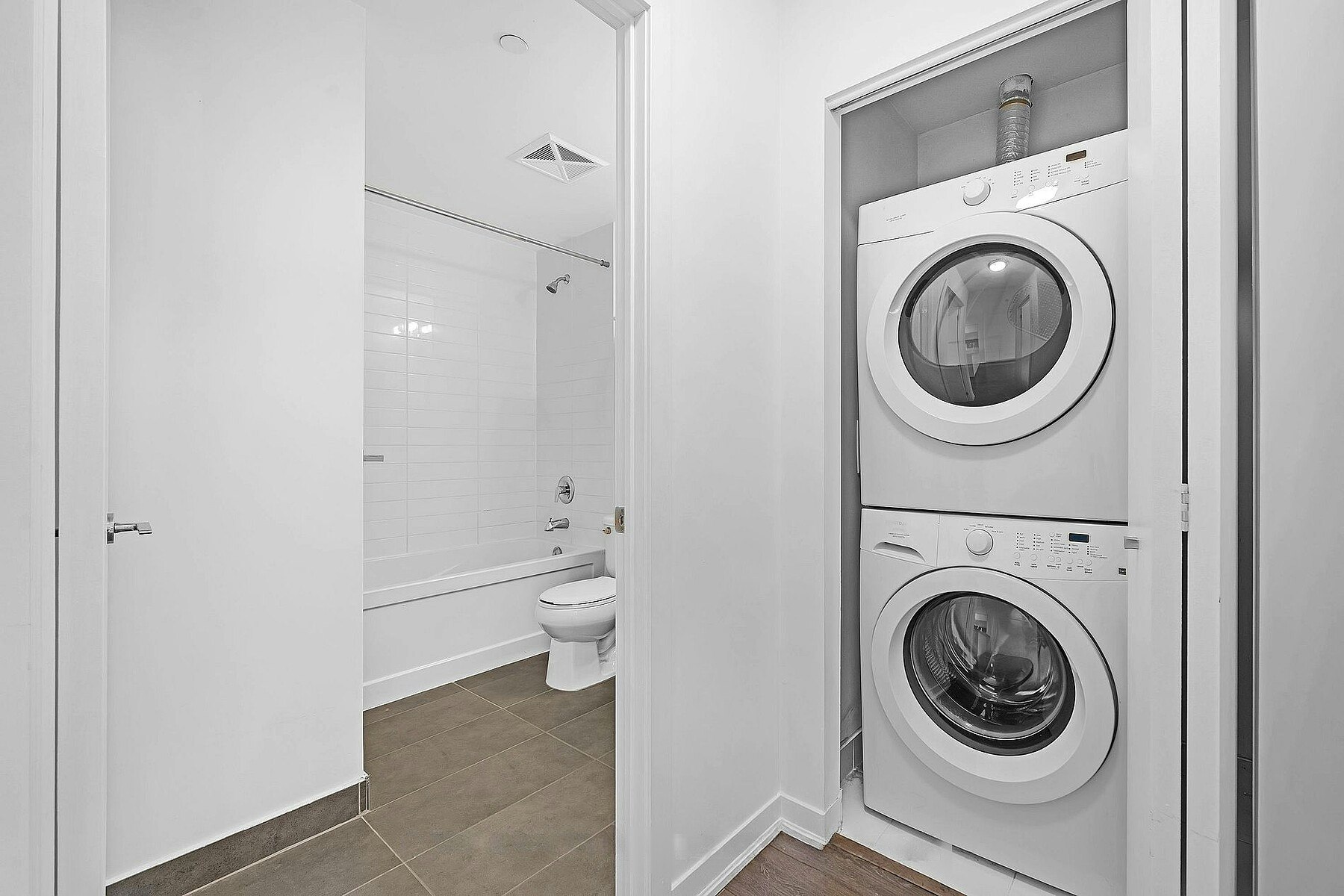 1616-150 Liberty Street East, Toronto, ON, M6K 3R5 - 10