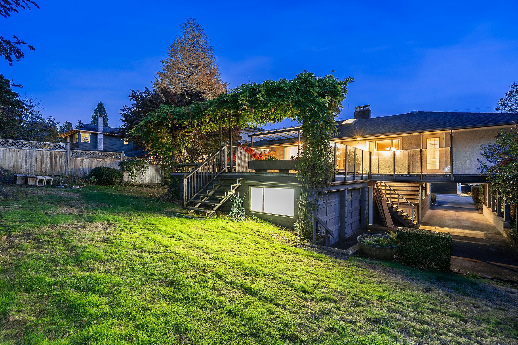 2265 Inglewood Avenue, West Vancouver, BC, V7V 1Z7 - 10
