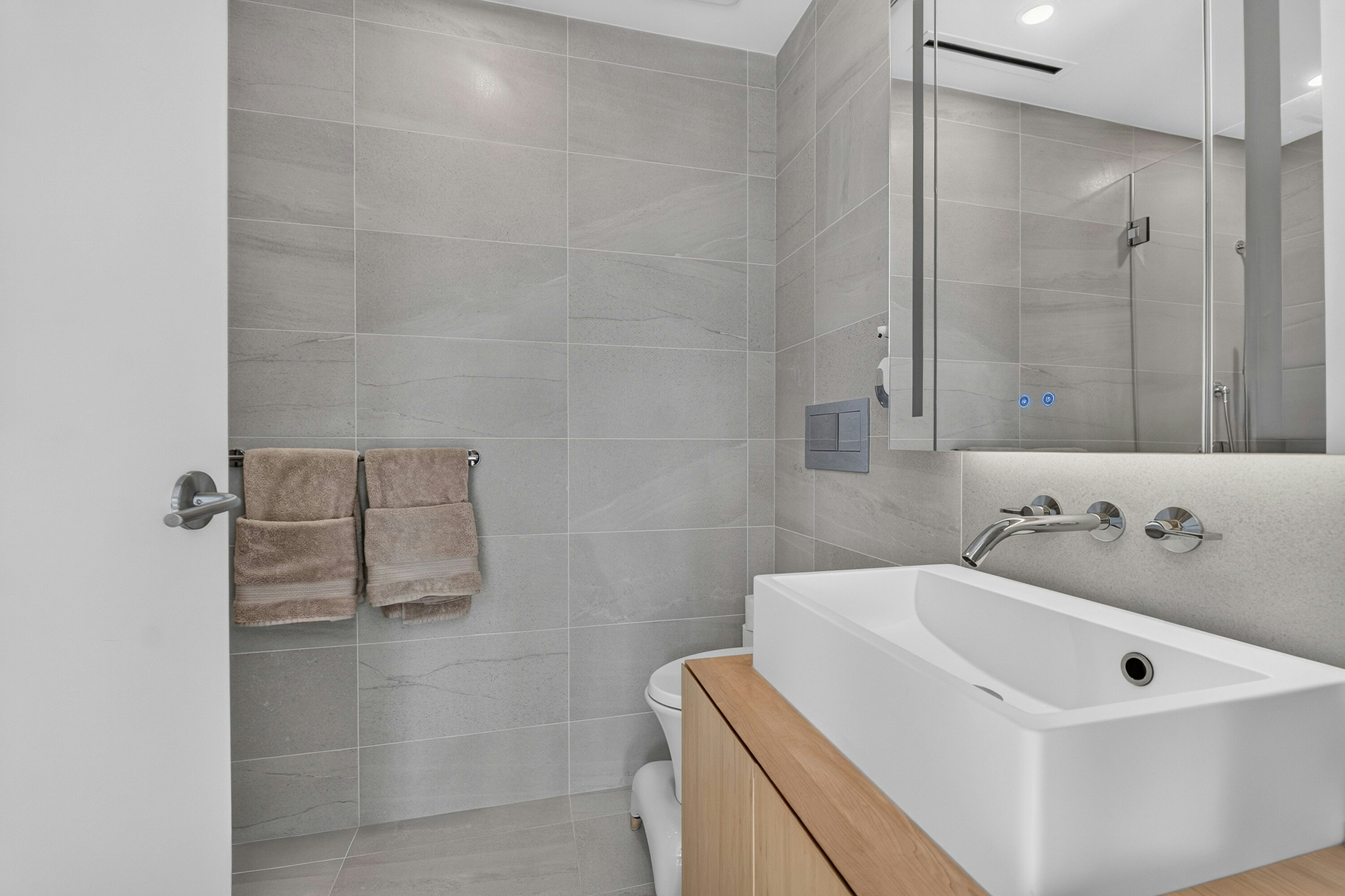 2003-1568 Alberni Street, Vancouver, BC, V6G 0E3 - 28