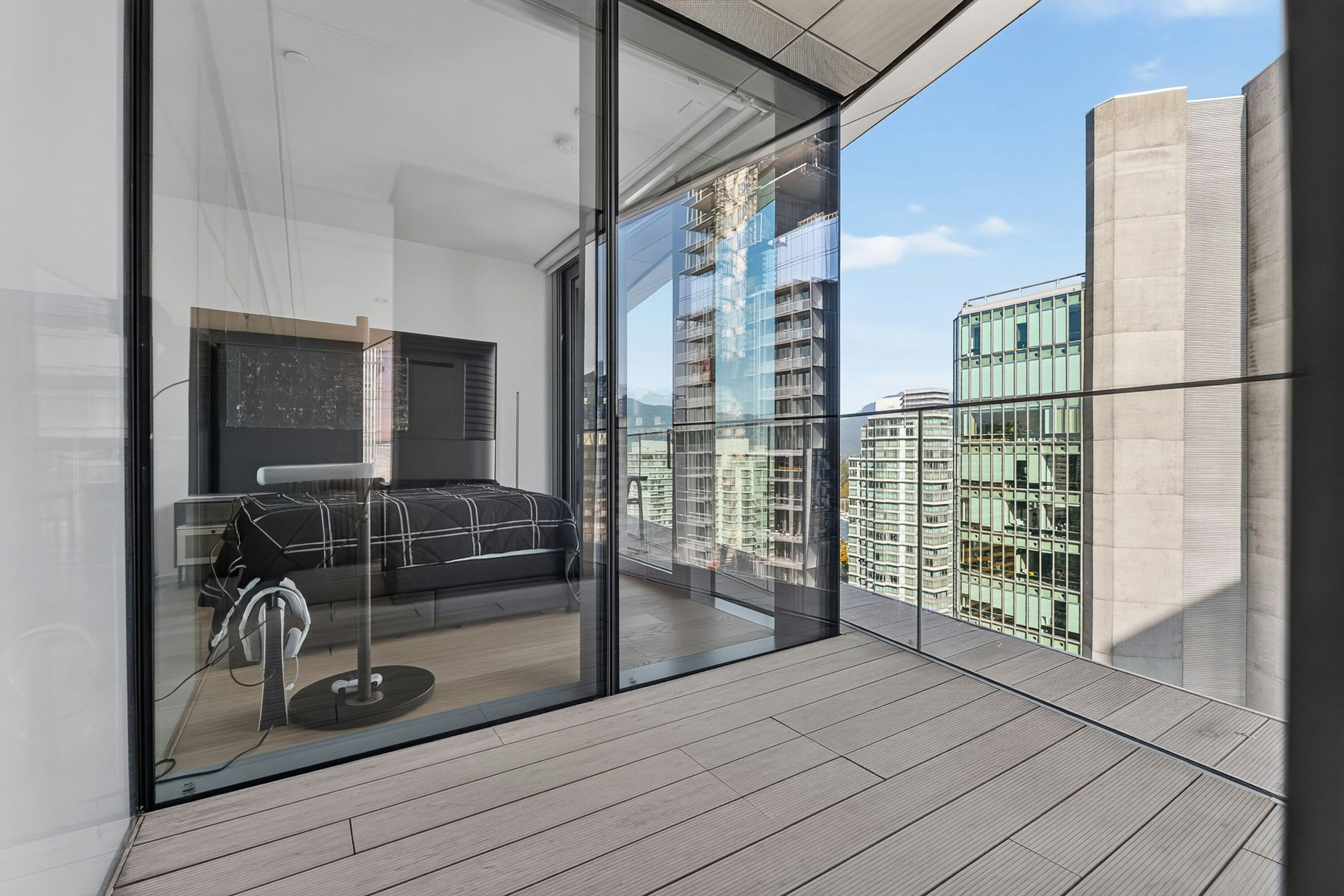 2003-1568 Alberni Street, Vancouver, BC, V6G 0E3 - 16