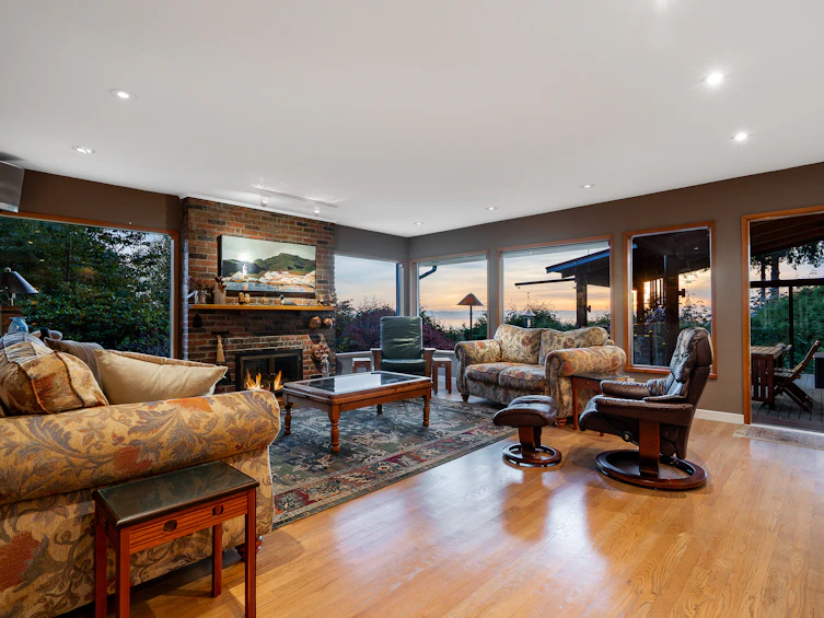 2215 Chairlift Road, West Vancouver, BC, V7S 2T4