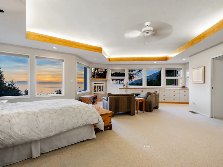 2215 Chairlift Road, West Vancouver, BC, V7S 2T4 - 4
