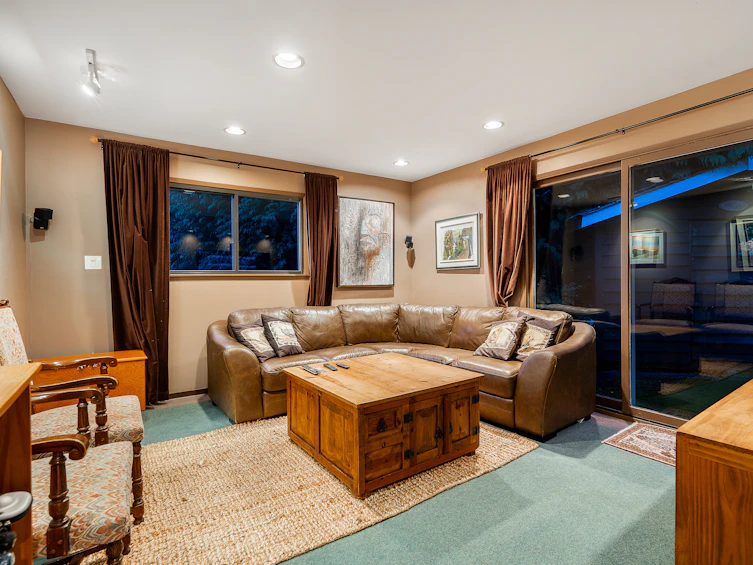 2215 Chairlift Road, West Vancouver, BC, V7S 2T4 - 18