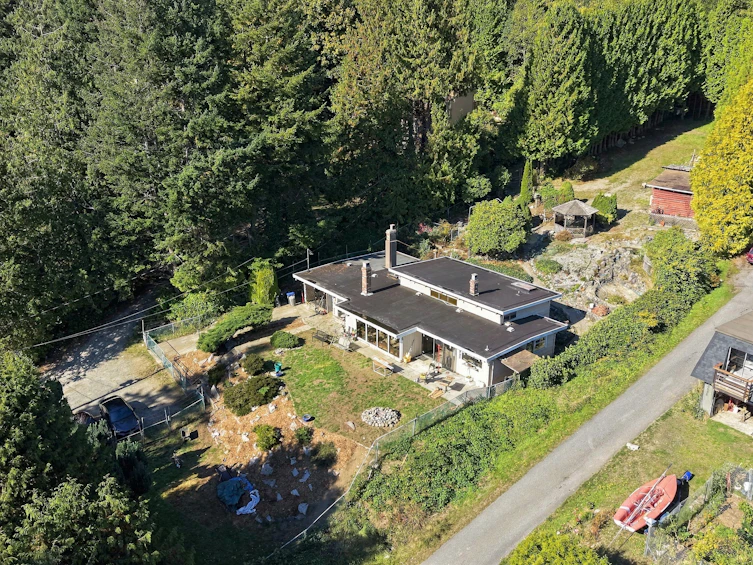 5430 Lawson Road, Sechelt, BC, V7Z 0N1 - 33