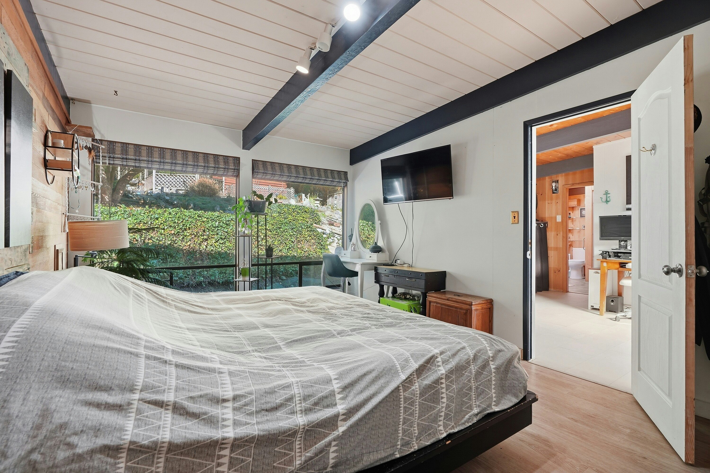 5430 Lawson Road, Sechelt, BC, V7Z 0N1 - 23