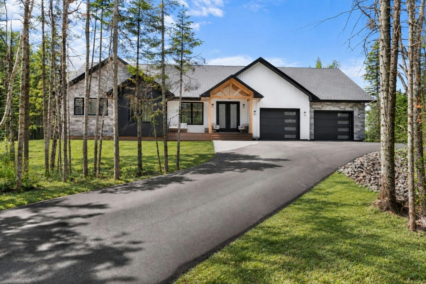 104 Rue Paris Street, Irishtown, NB, E1H 0H8