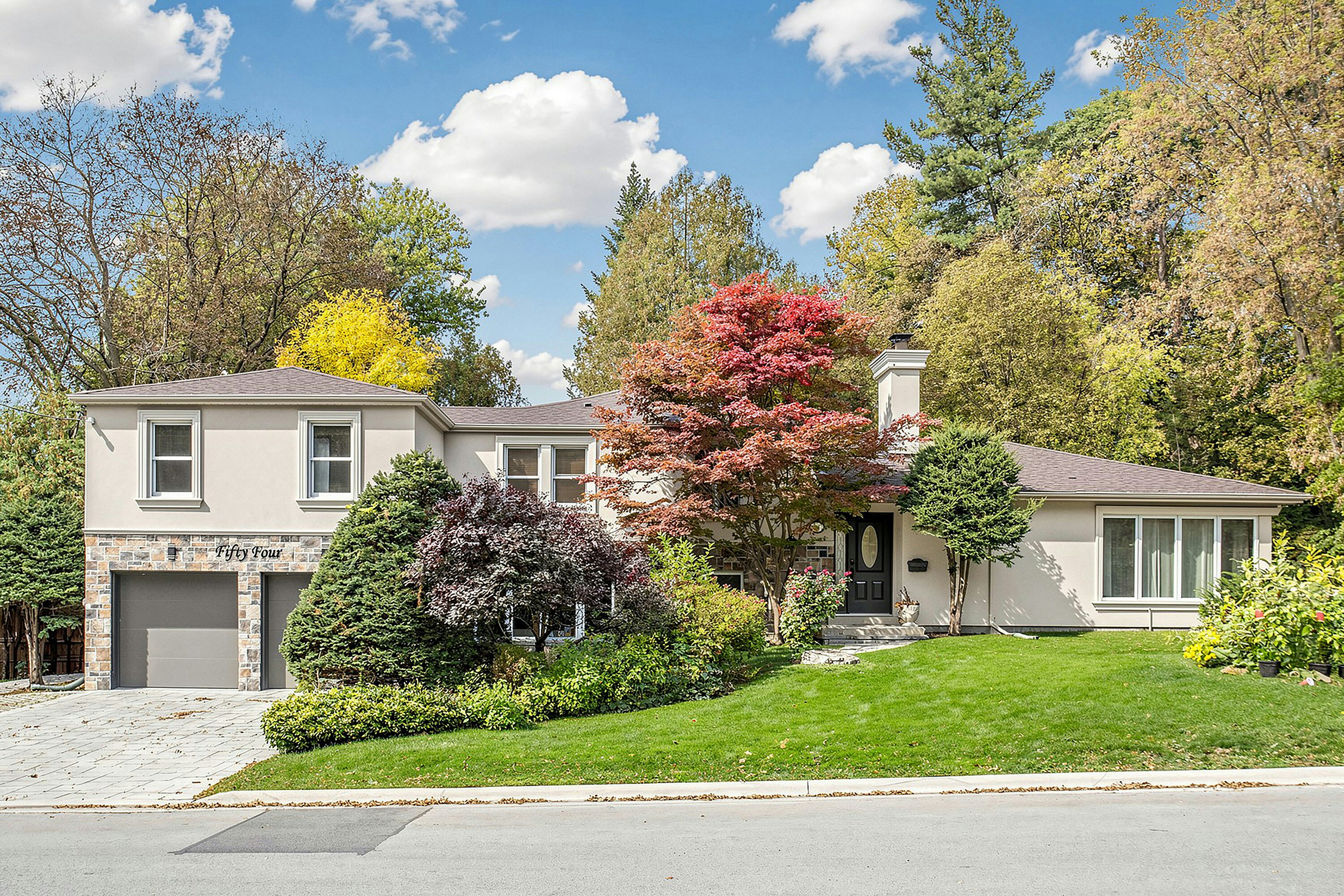 54 Plymbridge Road, Toronto, ON, M2P 1A3