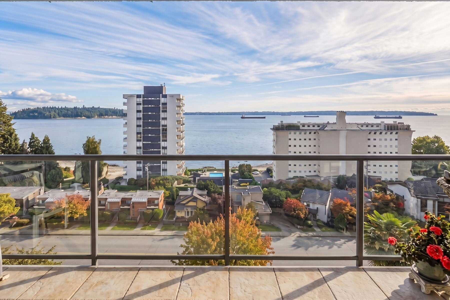 305-1845 Bellevue Avenue, West Vancouver, BC, V7V 1B2