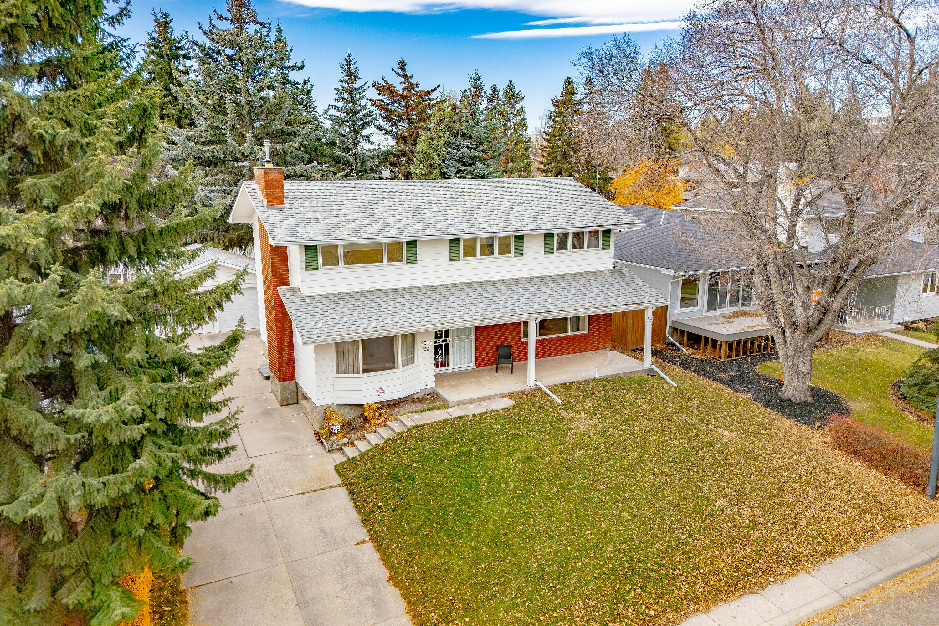 2043 Ungava Road NW, Calgary, AB, T2N 4B3