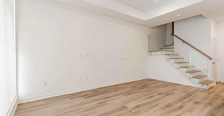 5 York Garden Th101 Way, Toronto, ON, M6A 2V1 - 6
