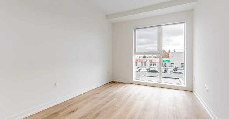 5 York Garden Th101 Way, Toronto, ON, M6A 2V1 - 11