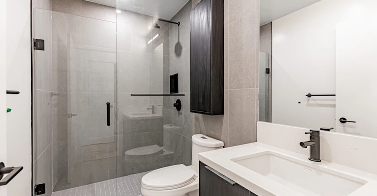 5 York Garden Th101 Way, Toronto, ON, M6A 2V1 - 9