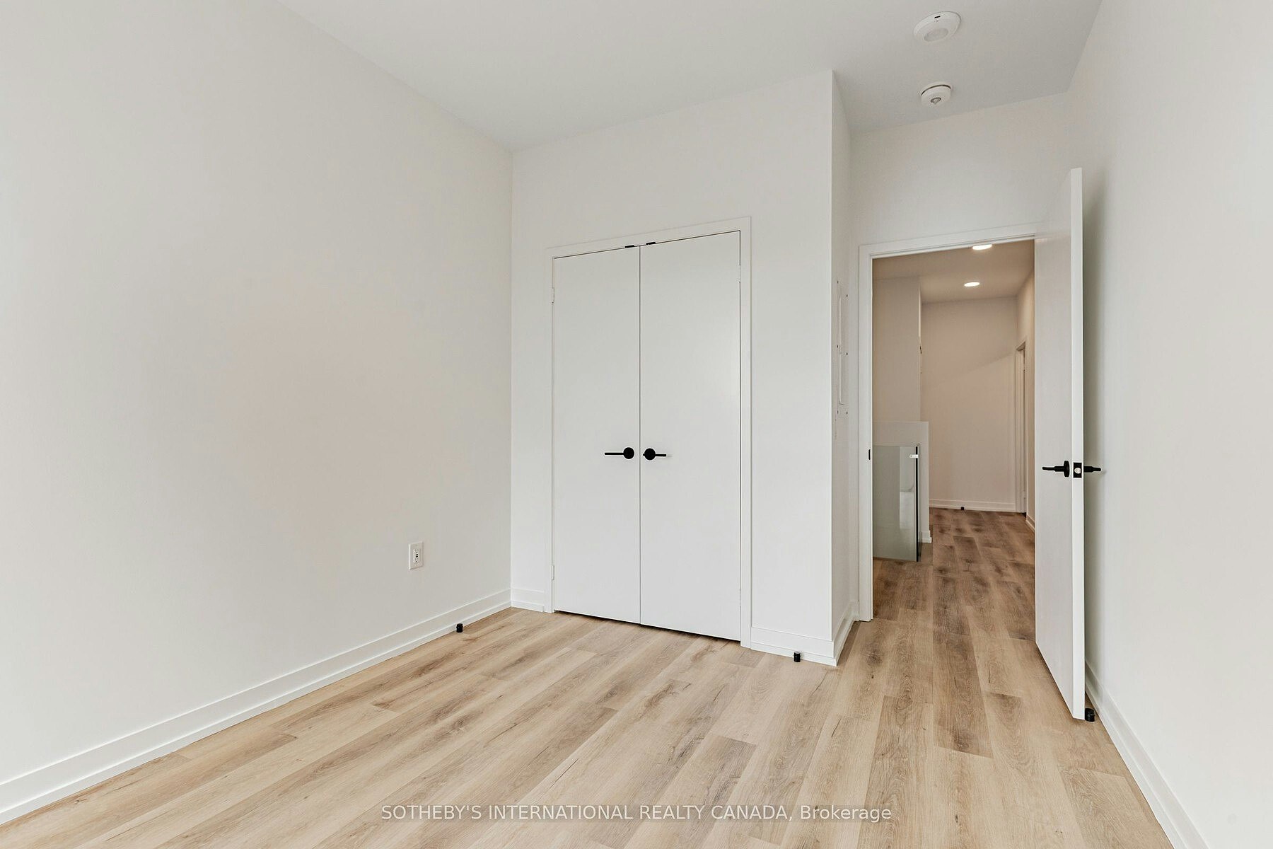 5 York Garden Th104 Way, Toronto, ON, M6A 2V1 - 16