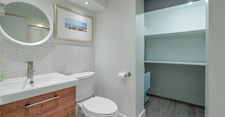 1 Babington Court, Toronto, ON, M9A 1J7 - 26