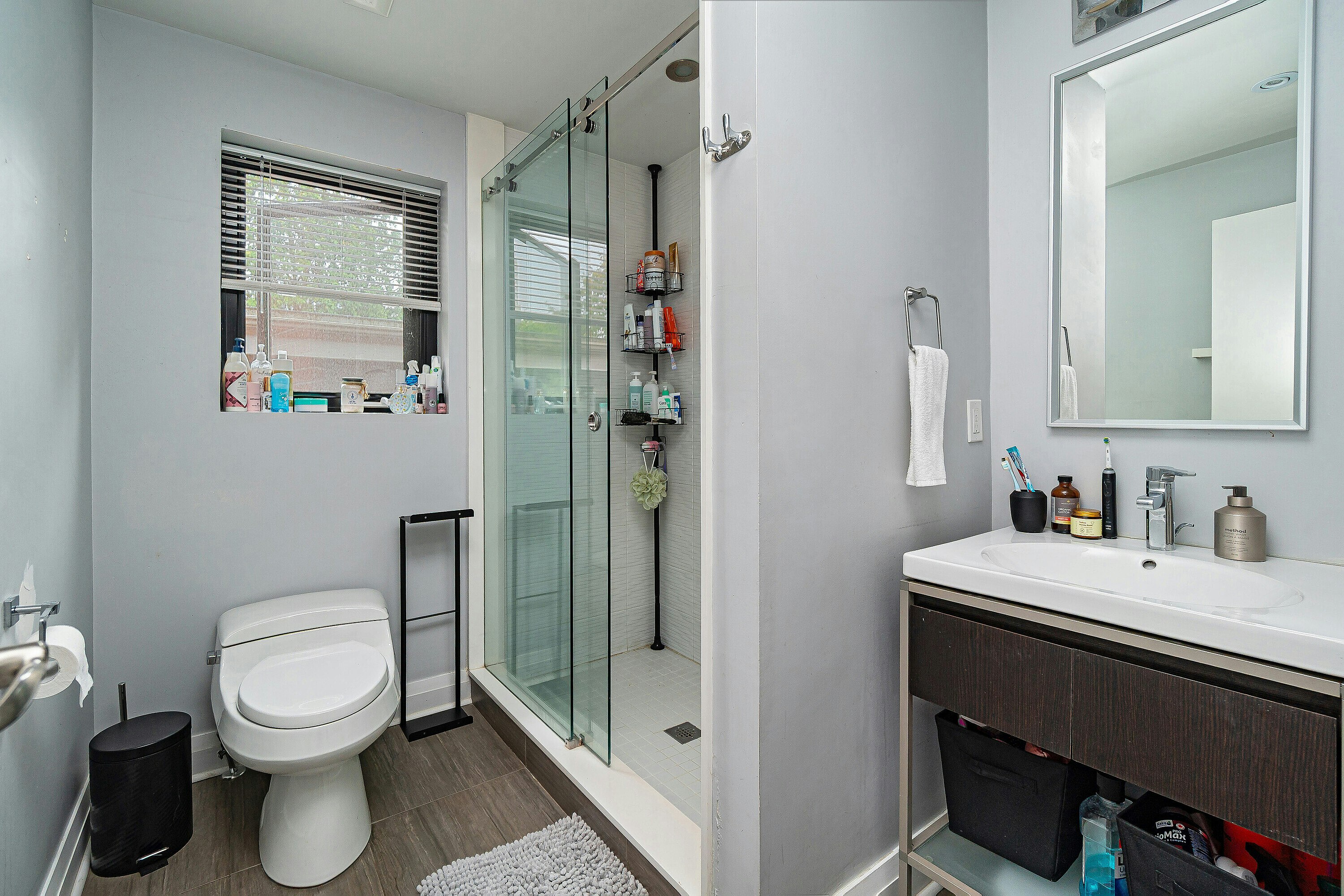 1 Babington Court, Toronto, ON, M9A 1J7 - 15