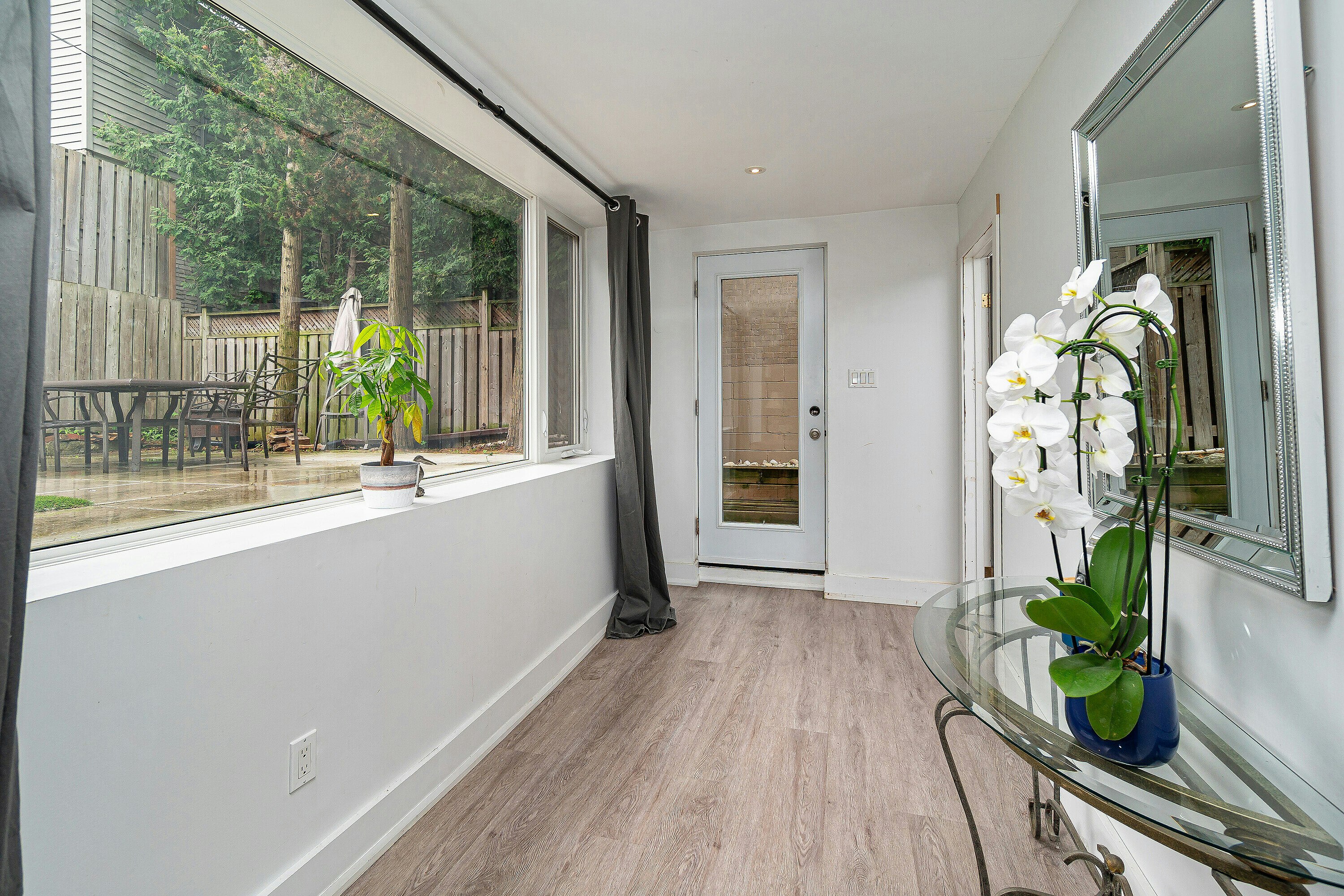 1 Babington Court, Toronto, ON, M9A 1J7 - 22