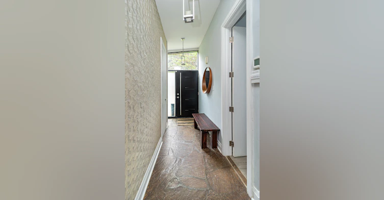1 Babington Court, Toronto, ON, M9A 1J7 - 2