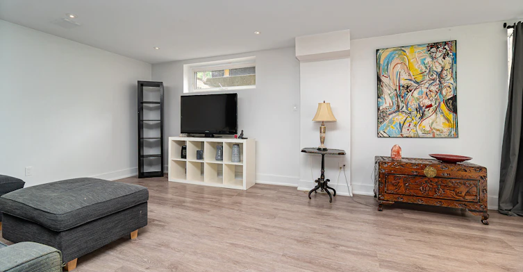 1 Babington Court, Toronto, ON, M9A 1J7 - 21