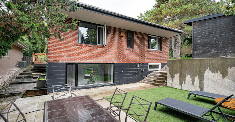 1 Babington Court, Toronto, ON, M9A 1J7 - 30